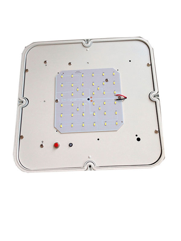 Wandmontierte wiederaufladbare LED-Notleuchte mit Notstromversorgung für öffentliche Gebäude