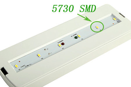 Batteriebetriebene SMD-LED-Einbau-Notleuchte mit Notstromversorgung, industrietauglich, feuerfest, ABS L116M-C