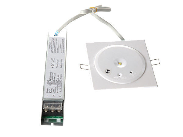 220V wiederaufladbare Notlicht mit 180 Minuten Betrieb, feuerretardierende ABS-Hülle und Wandvertiefung