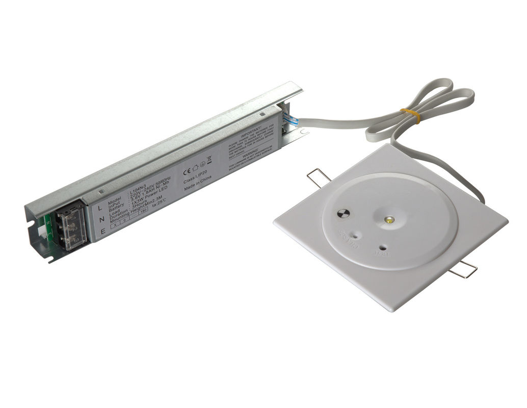 Nicht gepflegte IP20 LED-Einbaulicht für die Notfalldecke mit Batterie-Backup-Brand-Ausgangsschild 220V L104N-3
